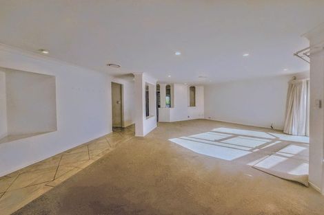 Photo of property in 15 Keppoch Court, Dannemora, Auckland, 2016