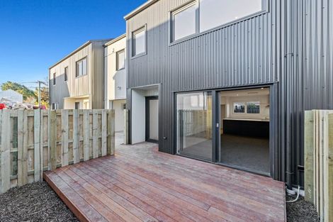 Photo of property in 2/22 Ward Street, Pukekohe, 2120