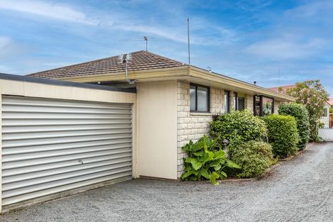 Photo of property in 2/81 Union Street, New Brighton, Christchurch, 8061