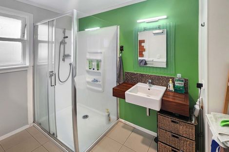 Photo of property in 3 Hikurangi Street, Trentham, Upper Hutt, 5018