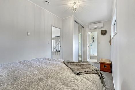 Photo of property in 2/5 Manaia Place, Mairangi Bay, Auckland, 0630