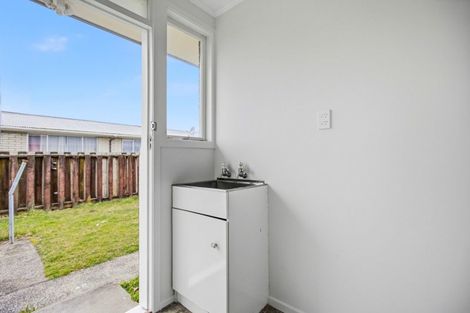 Photo of property in 5a-c Pohutukawa Drive, Tokoroa, 3420