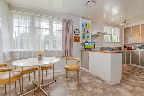 Photo of property in 49 Tararua Street, Pahiatua, 4910