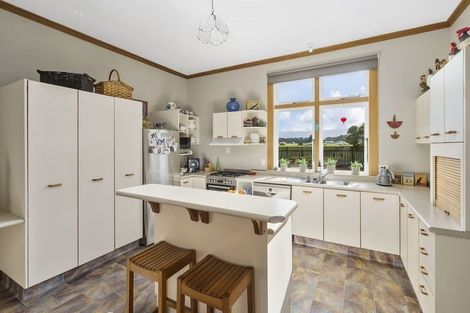 Photo of property in 82 Aerodrome Road, Dannevirke, 4972