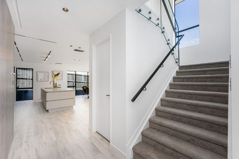 Photo of property in 15 Dulcie Way, Orewa, 0931