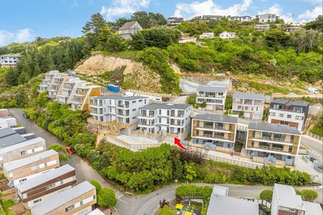 Photo of property in 2/67 Tiketike Way, Brooklyn, Wellington, 6021