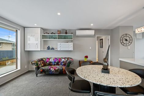 Photo of property in 6 Farnborough Street, Aranui, Christchurch, 8061