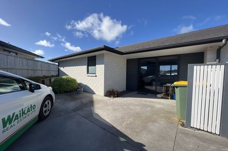 Photo of property in 4 Miharo Crescent, Flagstaff, Hamilton, 3210