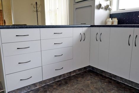 Photo of property in 26 Oberon Street, Stratford, 4332