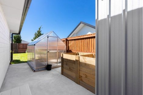 Photo of property in 19 Whincops Road, Halswell, Christchurch, 8025