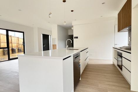 Photo of property in 105e Bond Crescent, Forrest Hill, Auckland, 0620