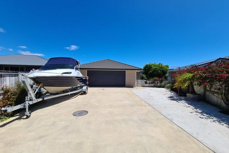 Photo of property in 37 Mary-ellen Place, Coromandel, 3506