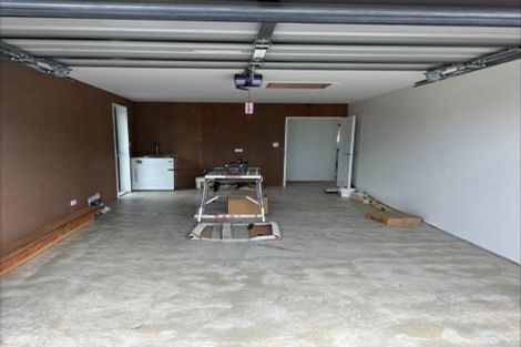 Photo of property in 61 Mehrtens Crescent, Woodend, 7691