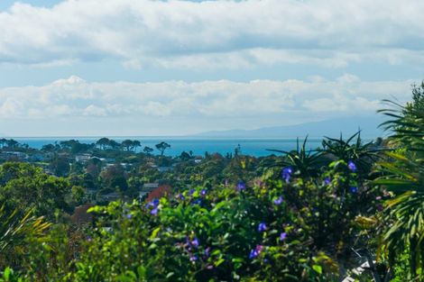 Photo of property in 22 Nor'east Drive, Northcross, Auckland, 0632