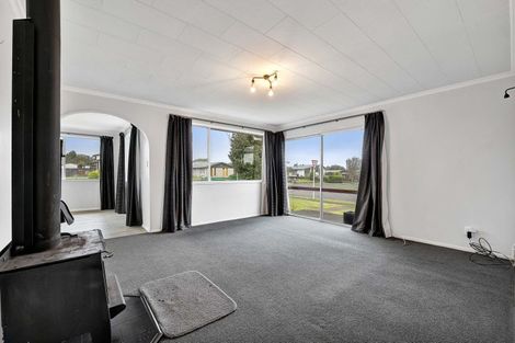 Photo of property in 13 Oberon Street, Stratford, 4332