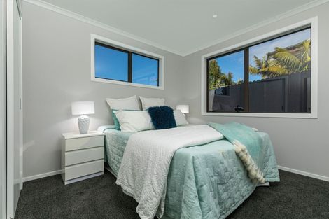 Photo of property in 8 Gordon Stanley Drive, Massey, Auckland, 0614