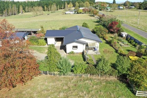 Photo of property in 71 School Road, Matamau, Dannevirke, 4977