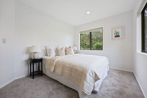 Photo of property in 40a Verran Road, Birkdale, Auckland, 0626