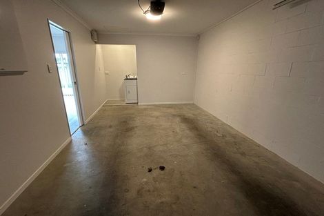 Photo of property in 61d Wellington Street, Pukekohe, 2120