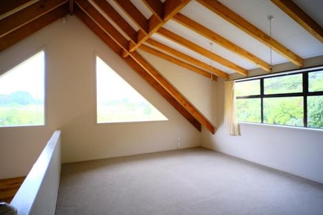 Photo of property in 80 Tilley Road, Paekakariki, 5034