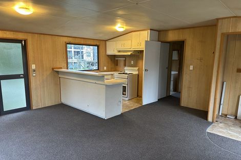 Photo of property in 188 Lake Road, Northcote, Auckland, 0627