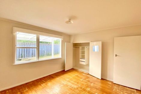 Photo of property in 19 Mcquarrie Avenue, Wattle Downs, Auckland, 2103