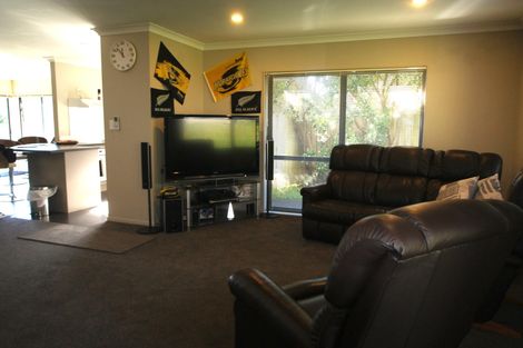 Photo of property in 18a Boyd Avenue, Mangere Bridge, Auckland, 2022