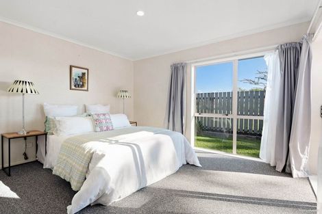 Photo of property in 652a Te Atatu Road, Te Atatu Peninsula, Auckland, 0610