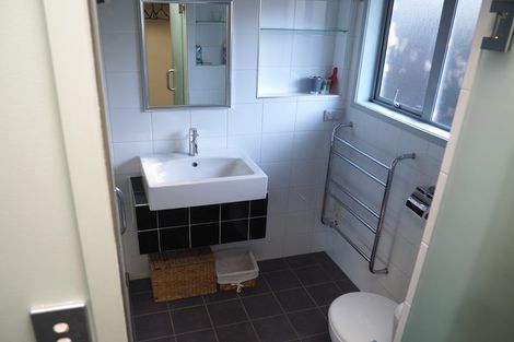 Photo of property in 2 Hames Terrace, Hillsborough, Auckland, 1042