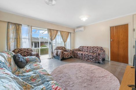 Photo of property in 1/57 Orams Road, Hillpark, Auckland, 2102