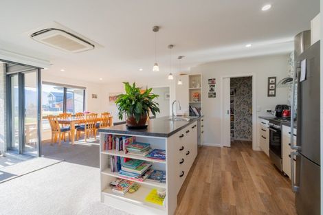 Photo of property in 24 Burnby Drive, Te Anau, 9679