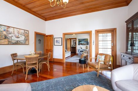 Photo of property in 29 Cameron Road, Bluff Hill, Napier, 4110