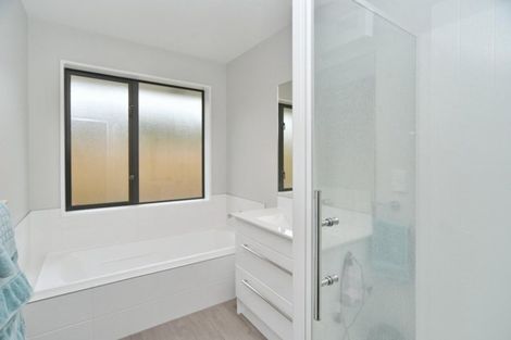 Photo of property in 5 Brockelbank Drive, Kaiapoi, 7630