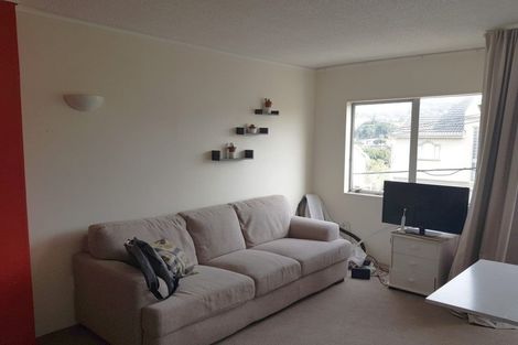 Photo of property in Melksham Towers, 201/131 Brougham Street, Mount Victoria, Wellington, 6011