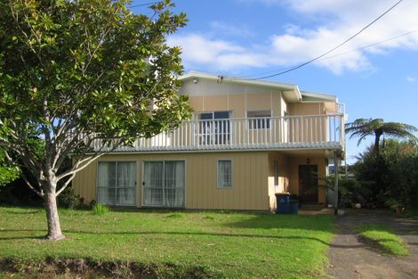 Photo of property in 19 Lookout Drive, Laingholm, Auckland, 0604