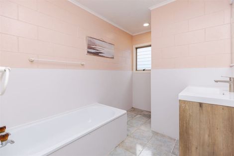 Photo of property in 80a Mangaotaki Road, Piopio, 3971