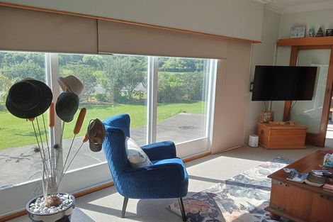 Photo of property in 79 Orawia Road, Tuatapere, 9620