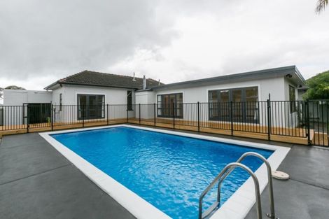 Photo of property in 3 Anzac Avenue, Onekawa, Napier, 4110