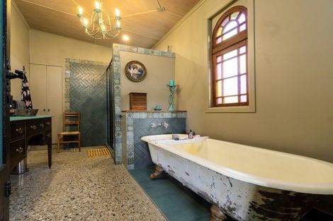 Photo of property in 454 Letts Gully Road, Letts Gully, Alexandra, 9393