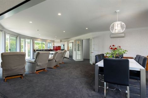 Photo of property in 8 Ranui Street, Waikawa, Picton, 7220