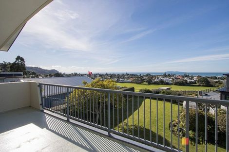 Photo of property in 33 The Crescent, Waihi Beach, 3611