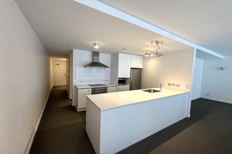 Photo of property in Montreaux Apartments, 4h/164 The Terrace, Wellington Central, Wellington, 6011