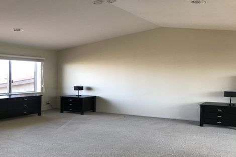 Photo of property in 6m Carlton Gore Road, Grafton, Auckland, 1023