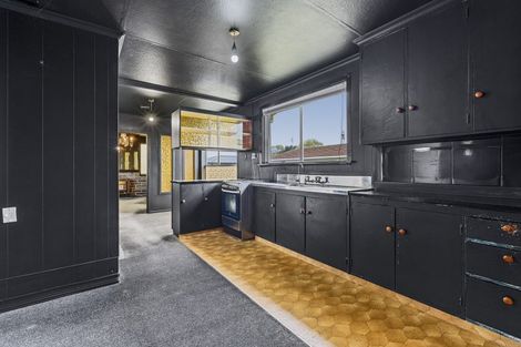 Photo of property in 82 Strange Street, Waitara, 4320