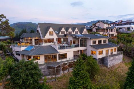 Photo of property in 320 Princes Drive, Britannia Heights, Nelson, 7010