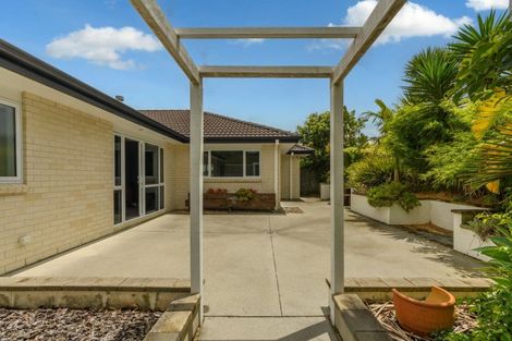 Photo of property in 100 Falcon Drive, Welcome Bay, Tauranga, 3112
