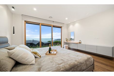 Photo of property in 6 Sowerby Place, Richmond Hill, Christchurch, 8081