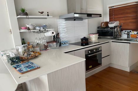 Photo of property in 3/13 Creamer Avenue, Belmont, Auckland, 0622