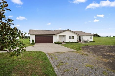Photo of property in 3 Sands Road, Waiuku, 2681
