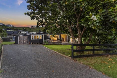 Photo of property in 6 Widdison Place, Whangamata, 3691